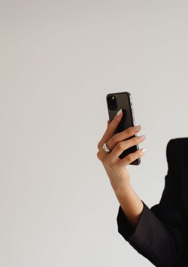 Canva license rules explained for Free and Pro users including commercial use, Etsy sellers, and digital product creators